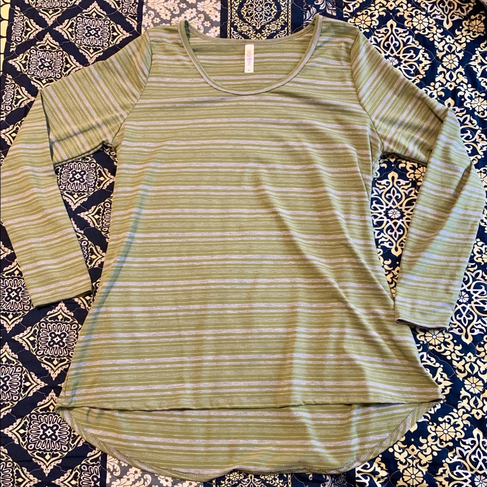 Lularoe XL long sleeve top